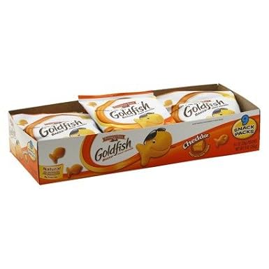 Pepperidge Farm, Goldfish Baked Crackers, Cheddar, 0.9oz/9 Count, 9oz Package (Pack of 4)
