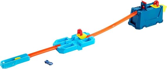 Hot Wheels Toy Car Track Set, Track Builder Unlimited Stunt Crash Box Playset with 18 Building Components in Storage Box with Lid & 1:64 Scale Vehicle