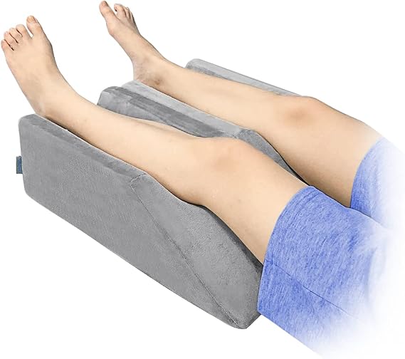 Elevation Wedge Pillow Leg Bed Wedge Foam Post Surgery Elevator Knee Ankle Support Leg Rest Elevator Bed Positioner Wedge Gray, 1 Pair