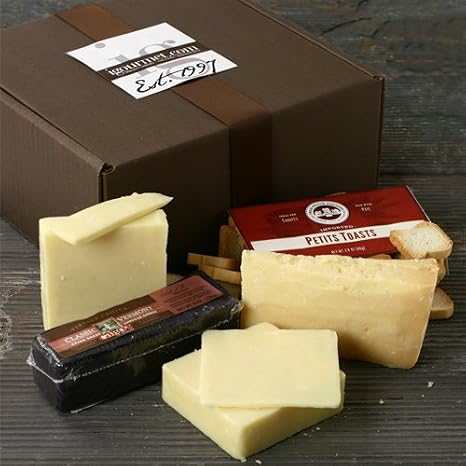 Cabot Cheddar Assortment in Gift Box (33.25 ounce)