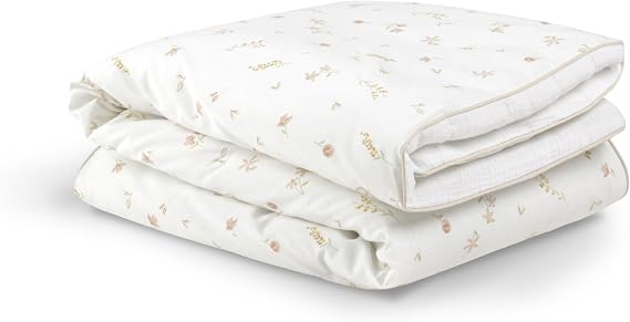 CuddleCo Premium Cot Bed Quilt - 125 x 100cm Toddler Duvet for Cosy Cot Bed Bedding, Soft & Comfortable Duvet for Boys and Girls - Ideal Nursery Quilt for Toddlers (Cashmere Meadow)