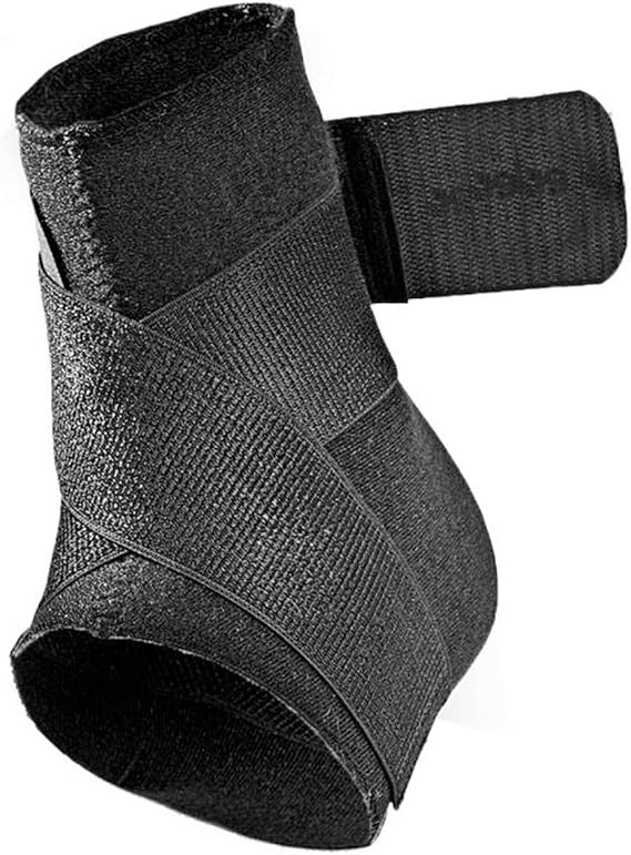 Mueller Ankle Support with Straps - Medium