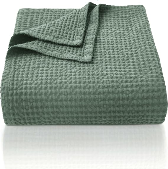CHUFFED 100% Cotton Waffle Blanket 150x200cm Soft Lightweight Throw Blanket for All Season- Perfect Blanket Layer for Couch Bed Sofa - Elegant Home Decoration - Twin/Double Size-Green