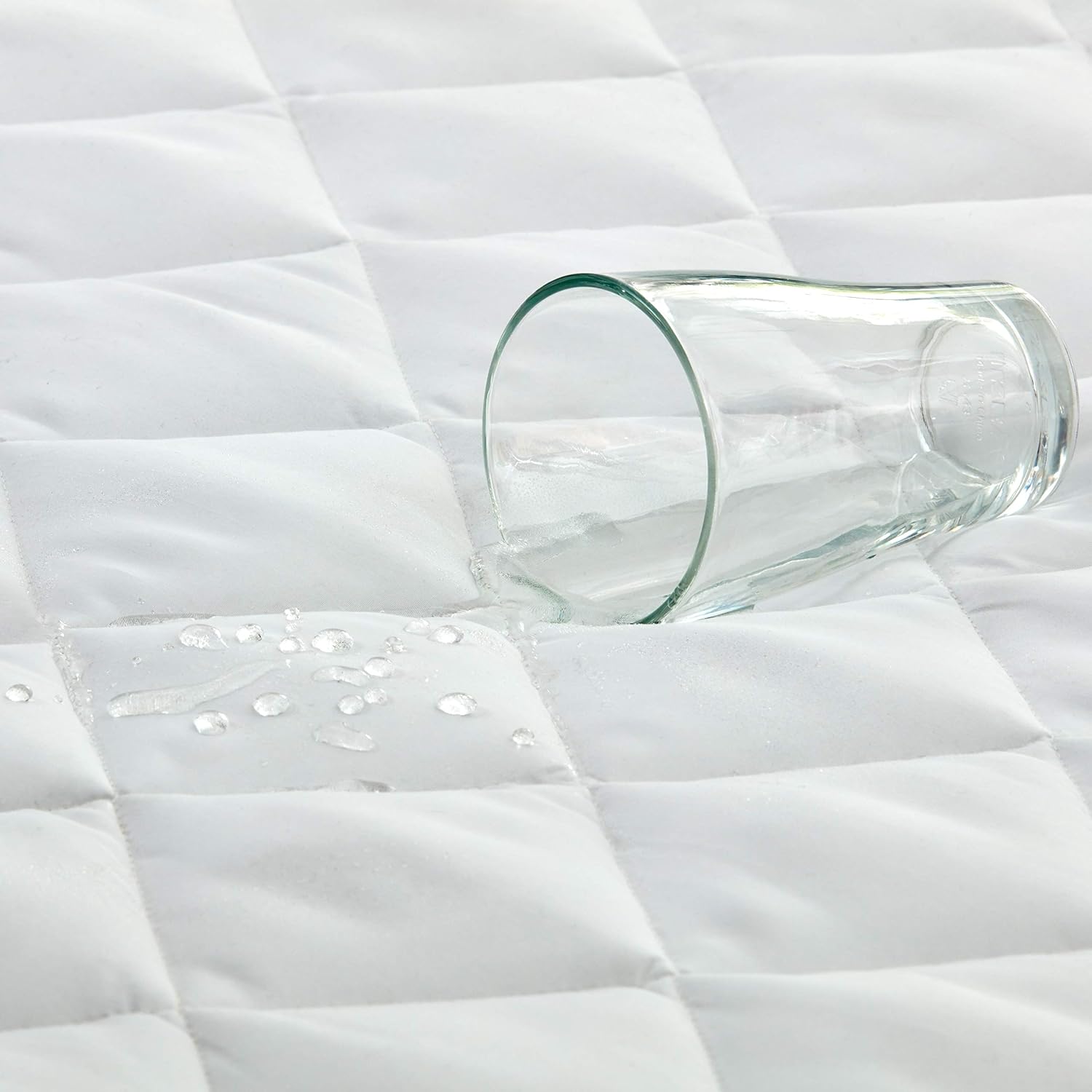 BrylaneHome Bed Tite Aquaguard Waterproof Mattress Pad - Queen, White