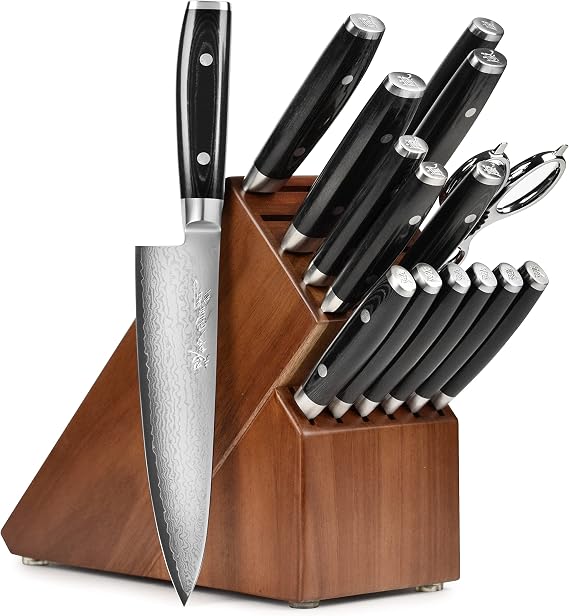 Yaxell Ran Plus 16 Piece Knife Set - Made in Japan - 69 Layers VG10 Damascus, Acacia Block
