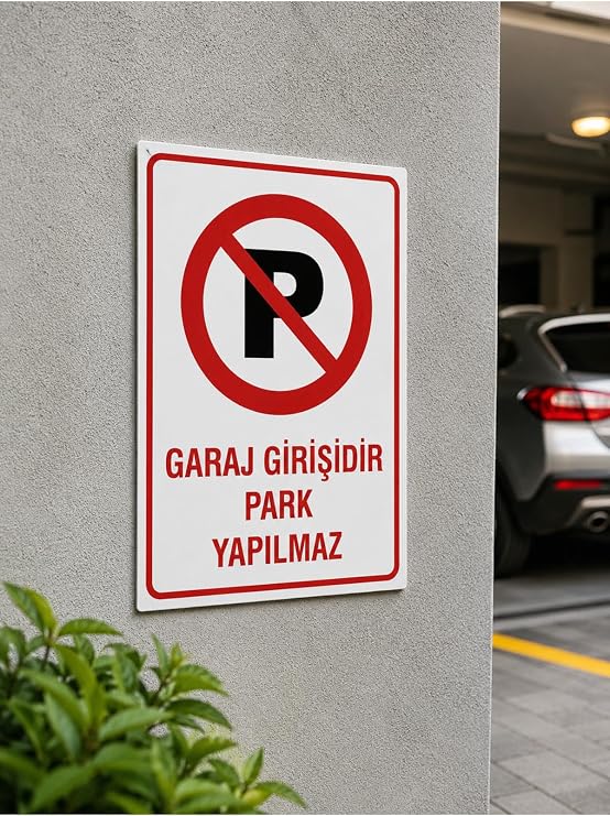 PVC Garaj Girişidir Park Yapılmaz Uyarı İkaz Levhası, Beyaz-Kırmızı, 25x35 cm, Kolay Montaj