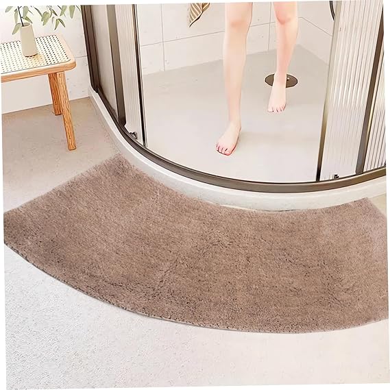 Curved Shower Mat, 18 x 39 Non-slip Curved Bath Mat, Soft Corner Shower, Absorbent Outside, Washable Bath for Hotel Home