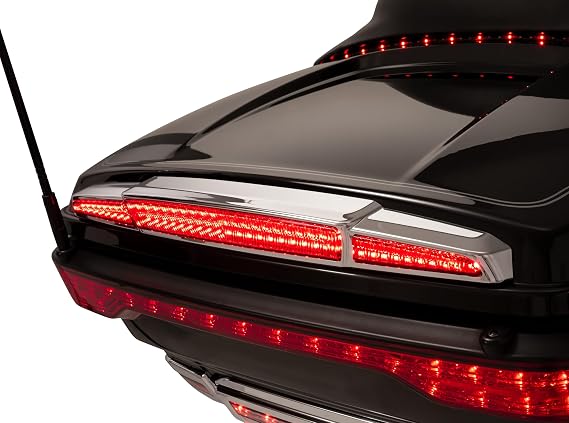 CIRO Trunk Light with LightstrikeTM Technology (chrome) (red lens)