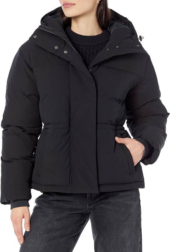 Amazon Essentials Women's Short Waisted Hooded Puffer Jacket (Available in Plus Size)