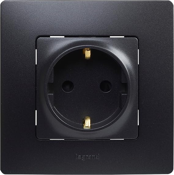 LEGRAND Socket 2P+T, Niloé Monobloc, 16A 230V, Full, Black, 396492